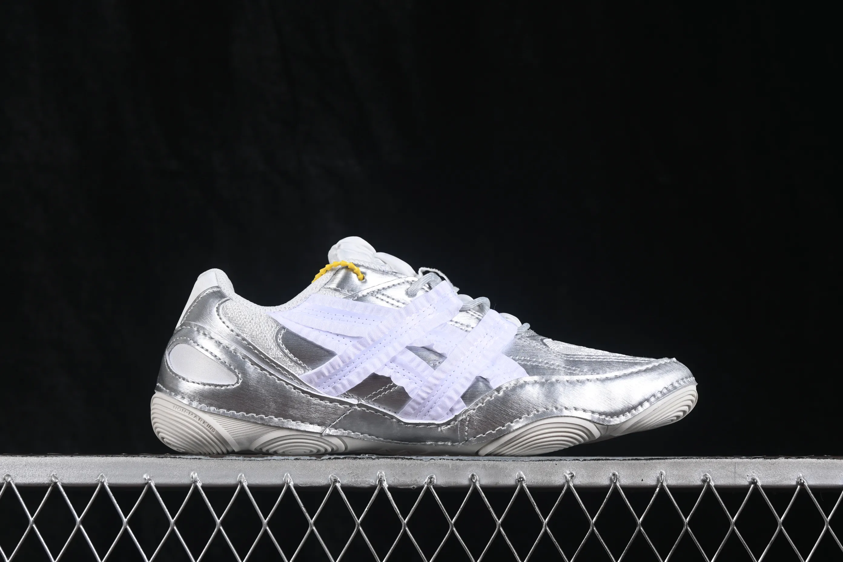 All categories Asics ASICS series Asics Hypersync W version 1203A879-101